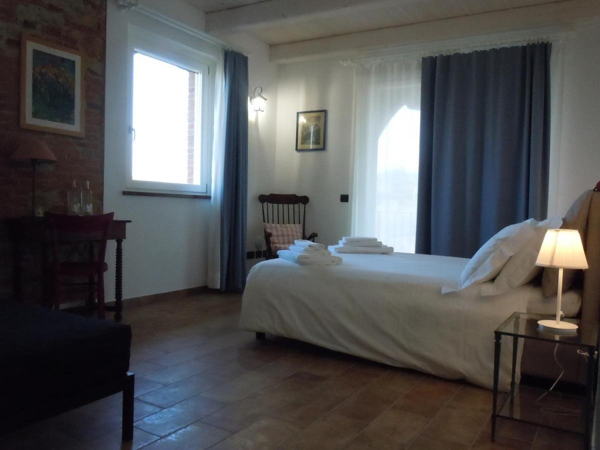 Villa Antica Cascina Pilo Monchiero Esterno foto